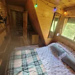 Pod Sosnami Nad Jeziorem Gim Teerau